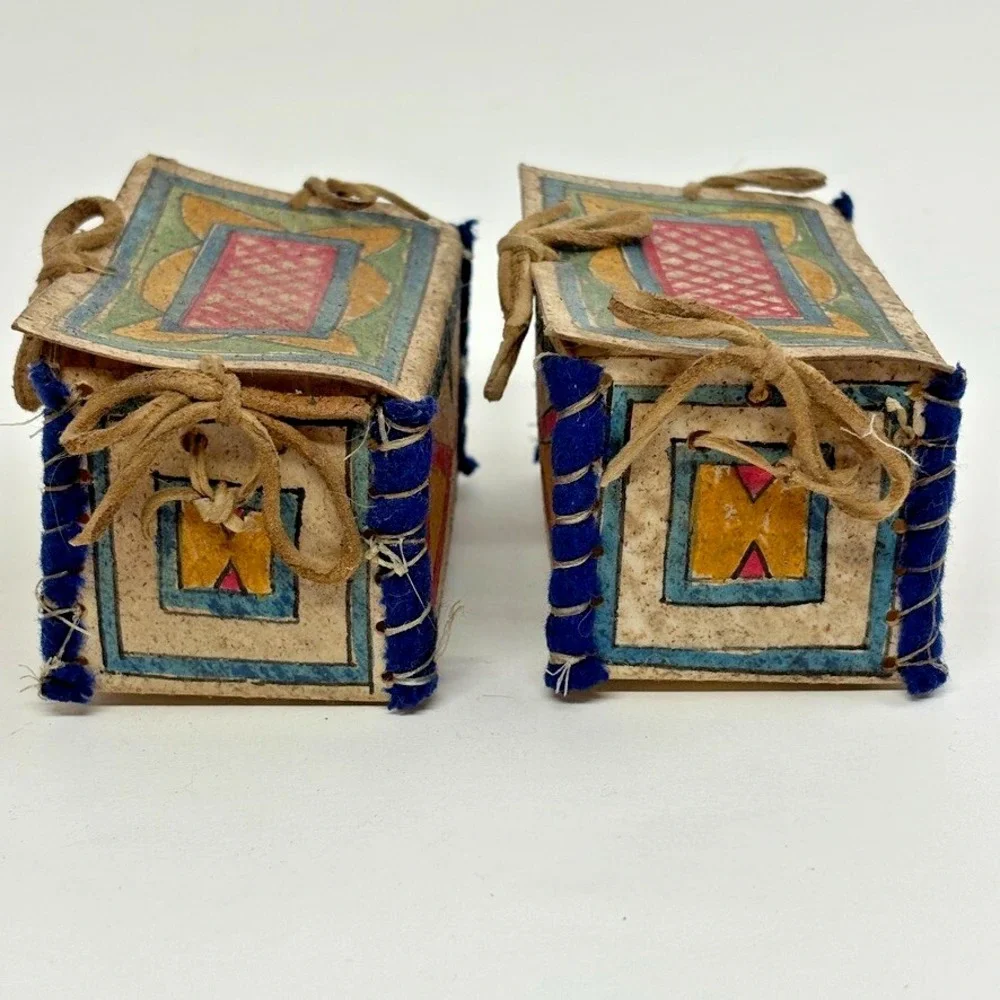 Mid 1900s‎ (2) HandPainted Toy Doll Parfleche Trunks Trinket Boxes Sioux Indian